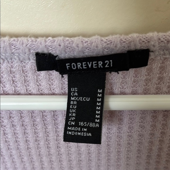 Forever 21 Ribbed Purple Crop Top with Scalloped Neckline - Picture 3 of 7